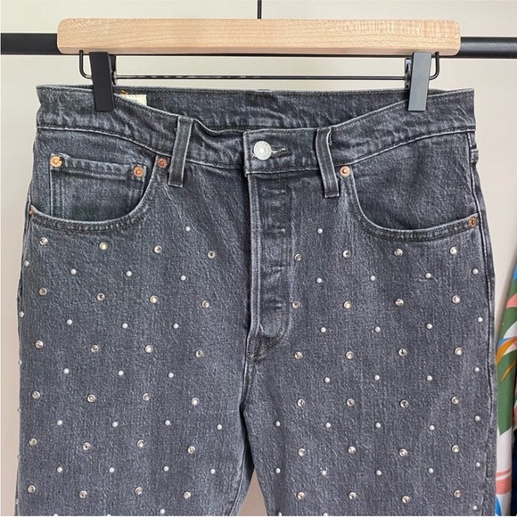 Levi’s 501 Studded‎ Jeans - Picture 2 of 9